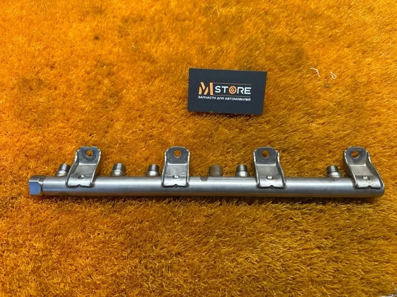 Топливная рампа Bmw X5 2013 13537547599 E70 N63B44A