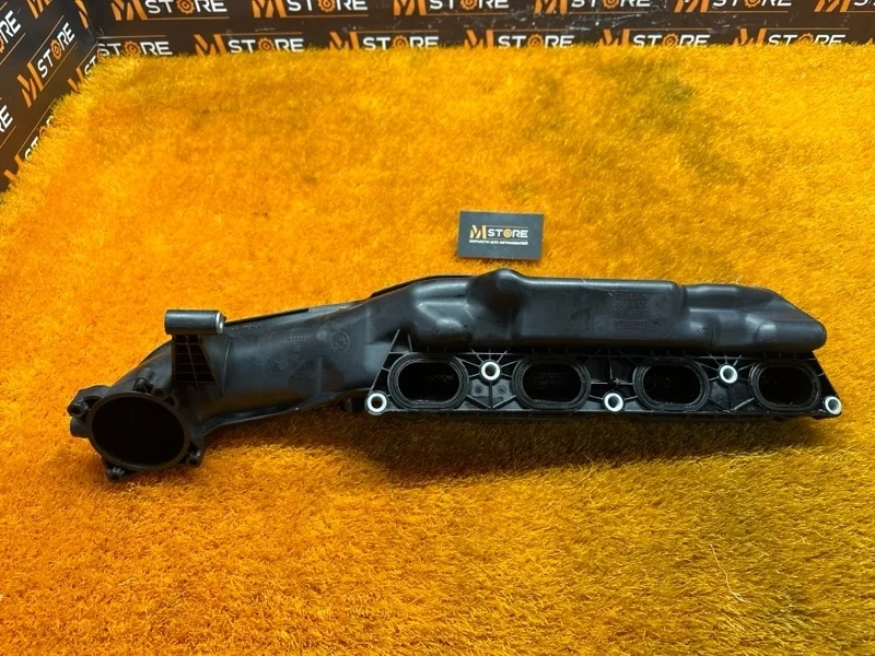 Коллектор впускной Bmw X5 2013 7555666 E70 N63B44A, левый