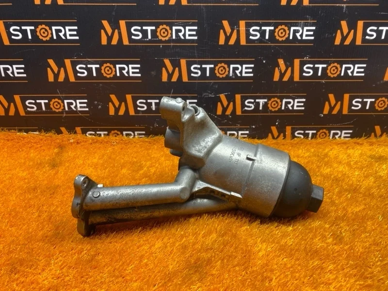 Корпус масляного фильтра Volkswagen Touareg 2007 079115401M 7L BAR