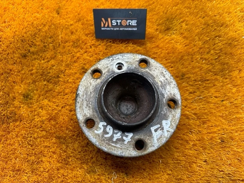 Ступица Bmw 5-Series 2011 6850153 F10 N52B25A, передняя правая