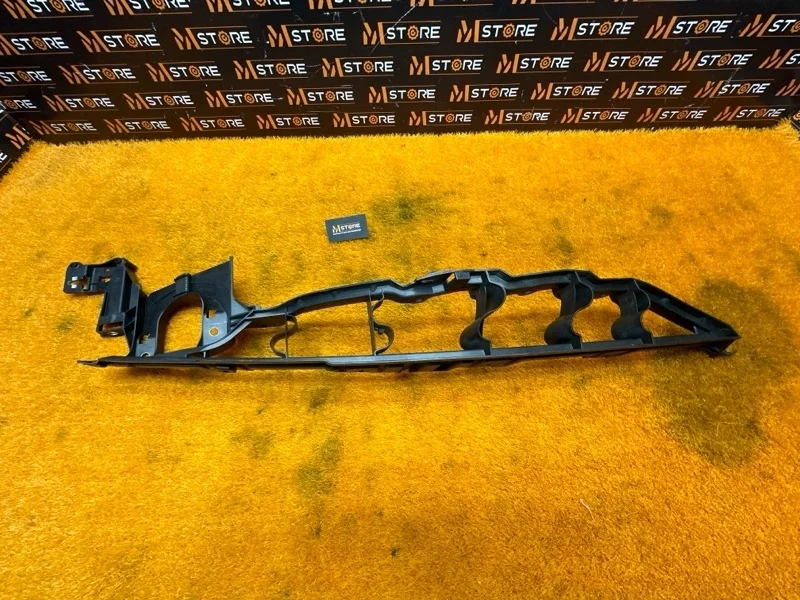 Крепление крыла Bmw X5 2007 51127157990 E70 N52B30A, переднее правое