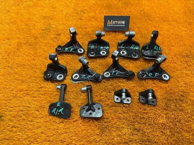 Петля двери Mercedes-Benz S-Class 2007 A2217200937 W221 272.965