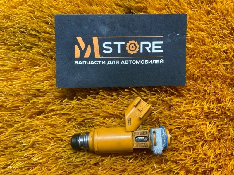 Форсунка топливная Land Rover Discovery 2005 4526563 L319 448PN