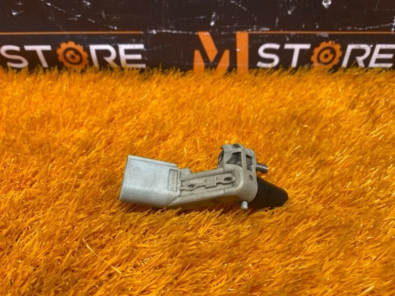 Датчик положения коленвала Volkswagen Passat 2011 1K0906433 B7 CAXA