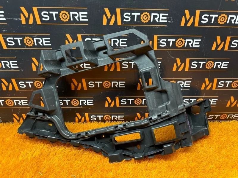 Крепление бампера Volkswagen Touareg 2011 7P6807394A 7P CGEA, заднее правое