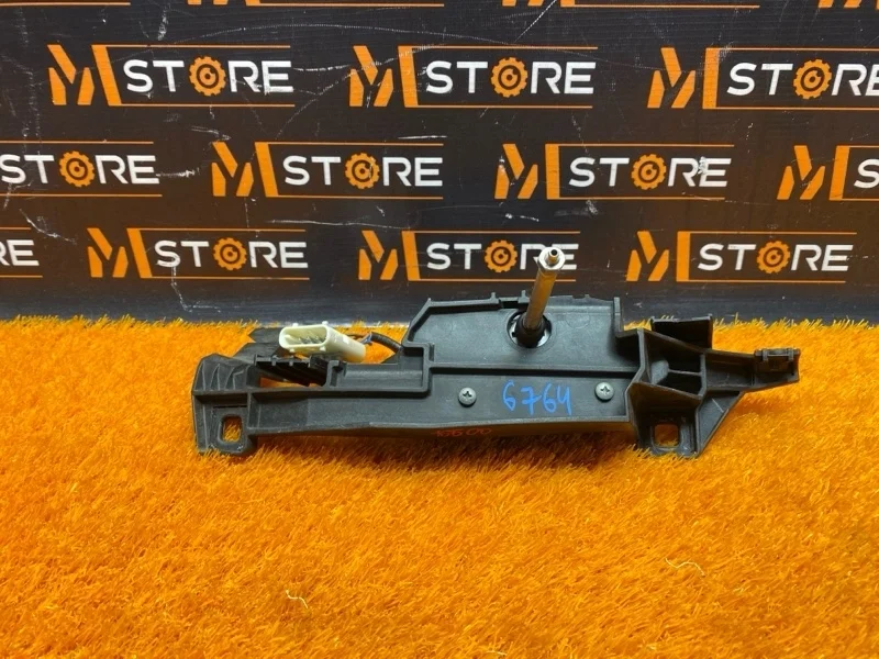 Кронштейн фары Land Rover Range Rover 2002 XBU000030 L322 M62B44, левый