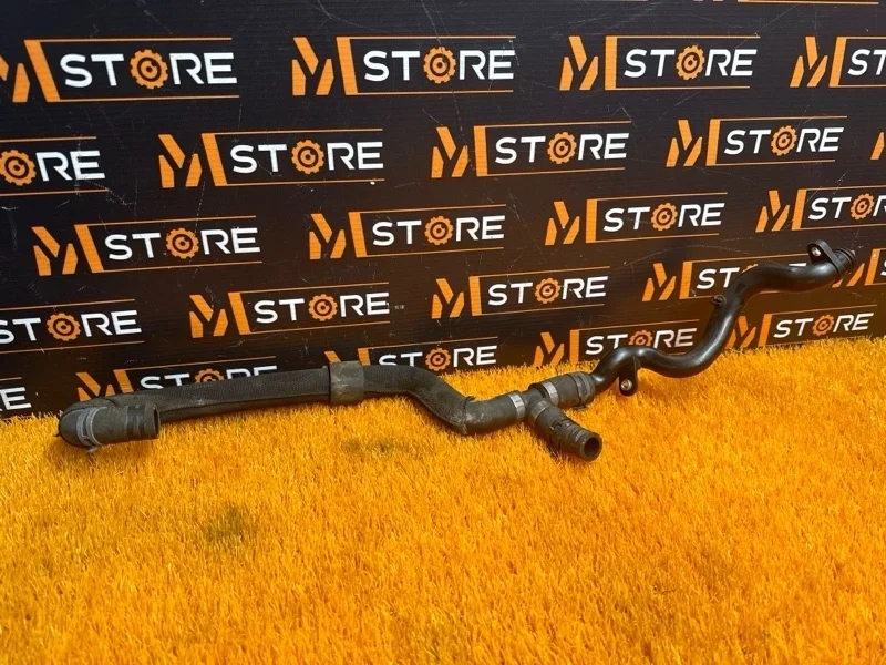 Патрубок системы охлаждения Audi A8 2011 06E121044N D4/4H CGWA