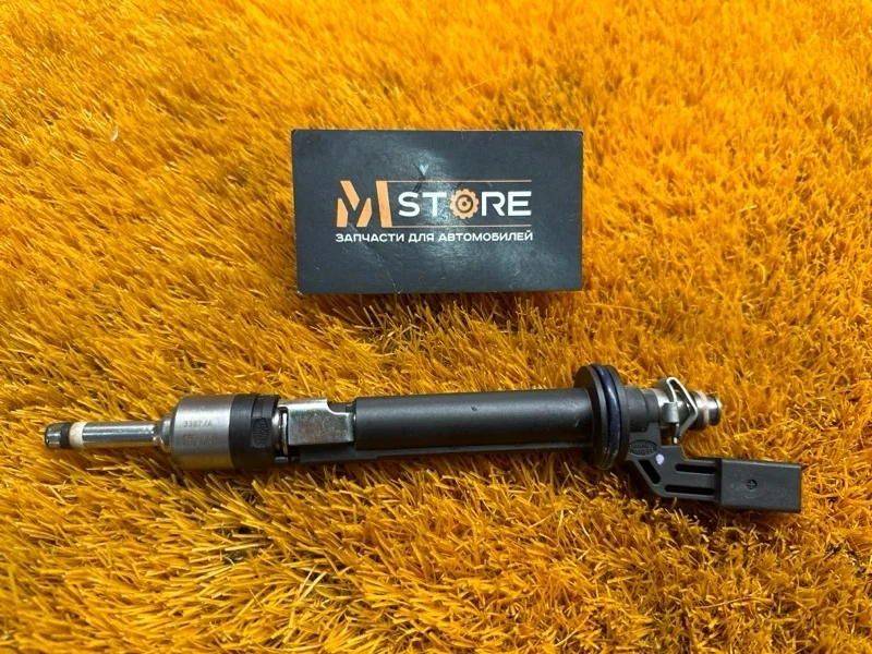 Форсунка топливная Audi Q7 2008 03H906036A 4LB BHK