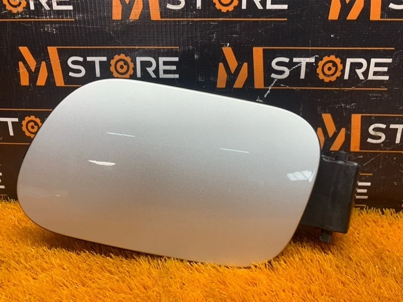 Лючок бензобака Volkswagen Touareg 2011 7P6809857 7P CGEA