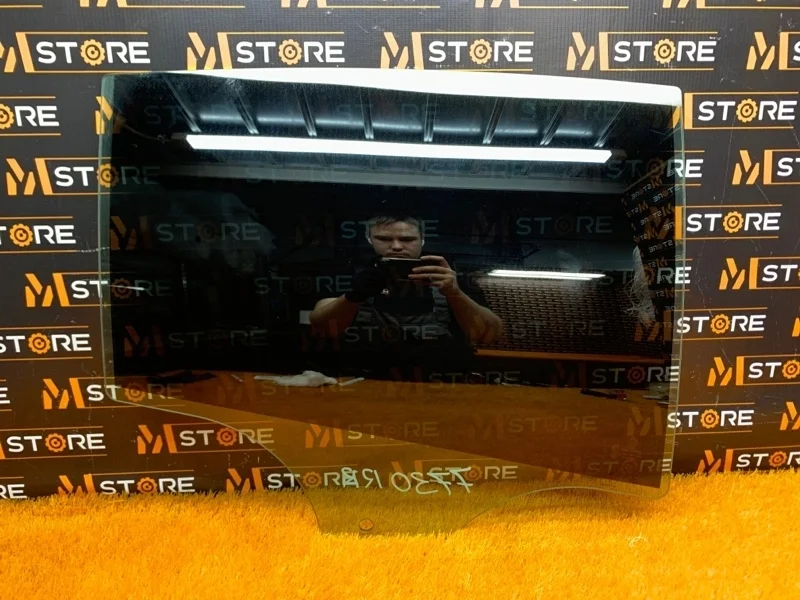 Стекло боковое Bmw X6 2014 51357179604 E71 N55B30A, заднее правое