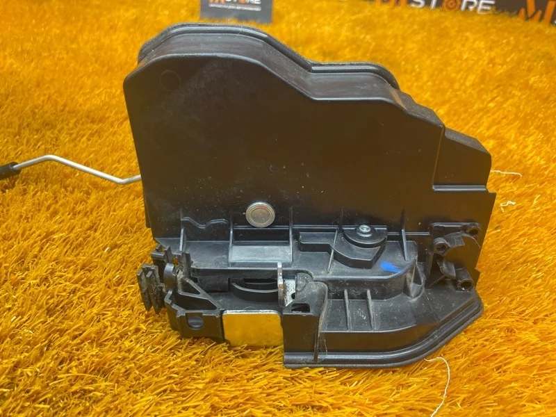 Замок двери BMW 5-Series 2012 51217202145 F10 N20B20B, передний левый