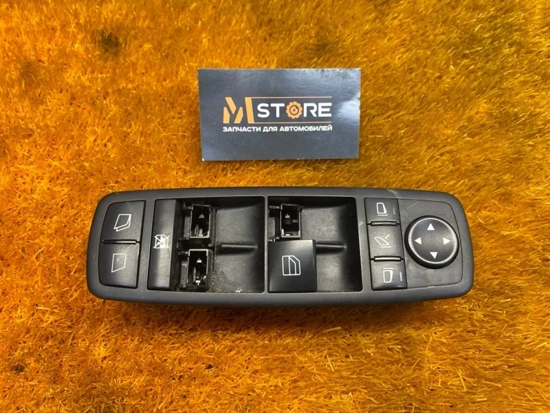 Блок управления стеклоподъемниками Mercedes-Benz Gl-Class 2006 A2518300390 X164 273.923, передний левый