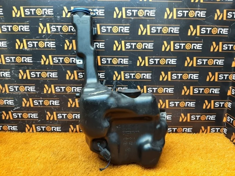 Бачок омывателя Mercedes-Benz E-Class 2011 A2048690720 W212 276.952