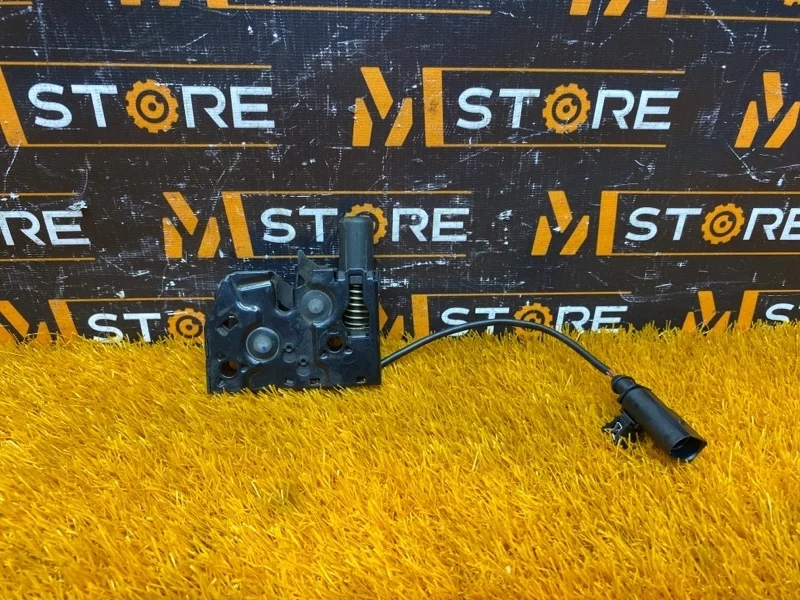 Замок капота Audi A8 2011 4H0823509C D4/4H CGWA