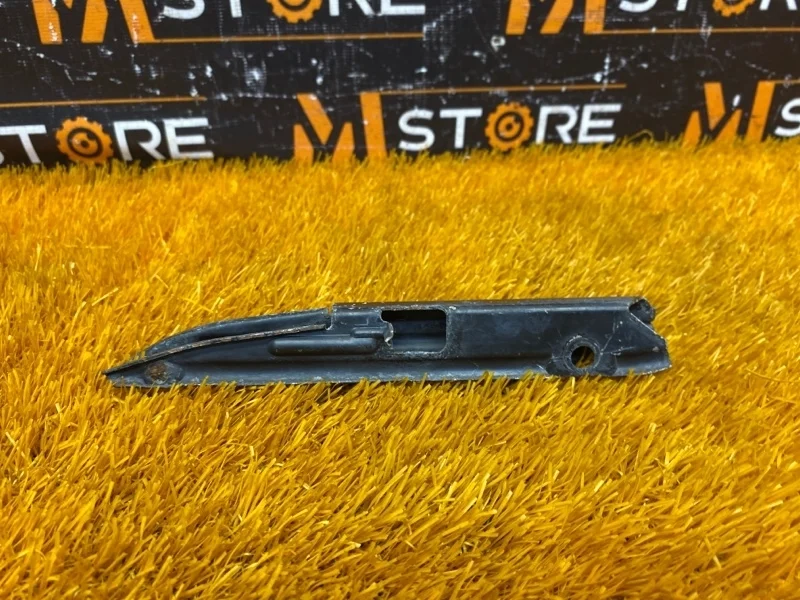 Крепление бампера Mercedes-Benz S-Class 2005 A2218850814 W221 273.961, переднее правое