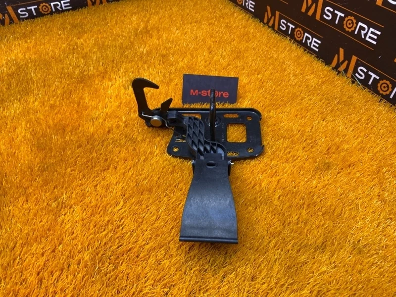 Замок капота Audi A4 2013 8T0823480 B8/8K CDNB