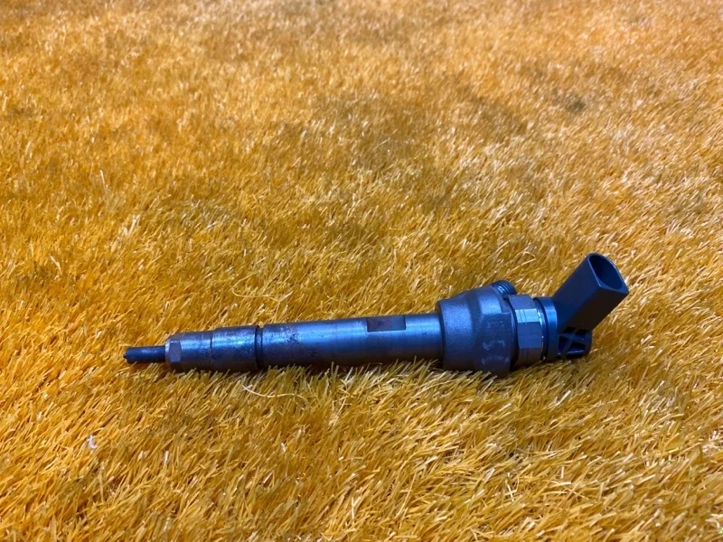 Форсунка топливная Bmw X5 2014 13537810702 F15 N57D30A