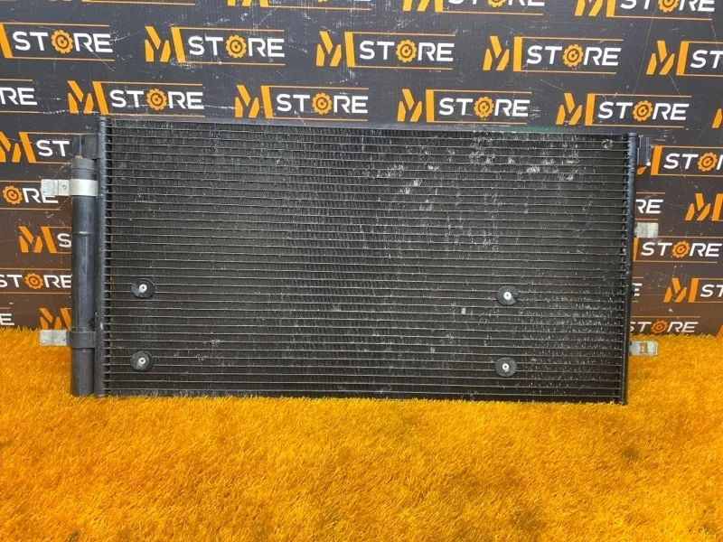 Радиатор кондиционера Audi Q5 2009 8K0260401M 8R CALB