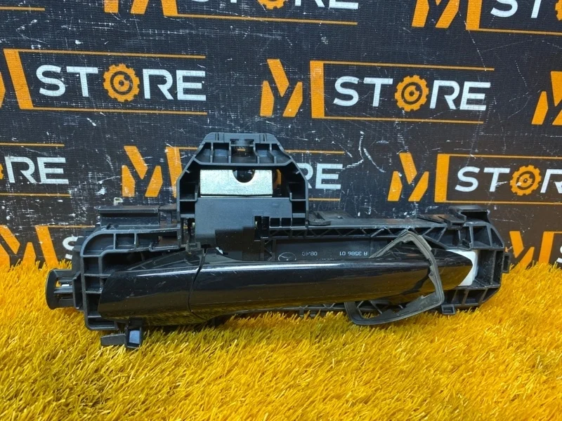 Ручка двери внешняя Mercedes-Benz Cla-Class 2014 A2047600170 C117 270.920, передняя левая