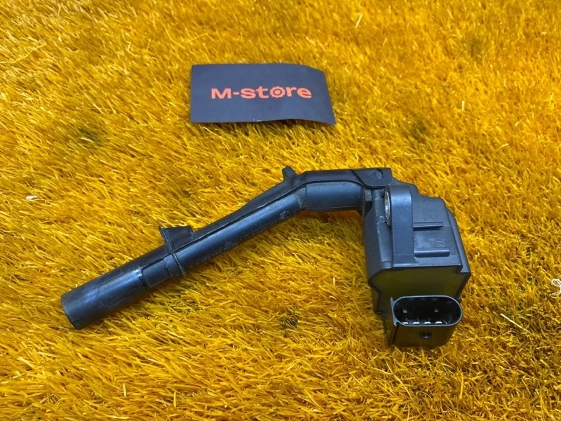 Катушка зажигания Mercedes-Benz C-Class 2015 A2749061400 W205 274.920