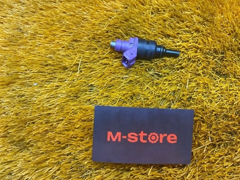 Форсунка топливная Mercedes-Benz C-Class 2001 A0000787249 W203 111.955