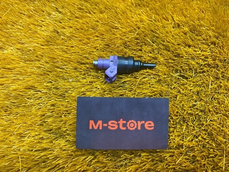 Форсунка топливная Mercedes-Benz C-Class 2001 A0000787249 W203 111.955