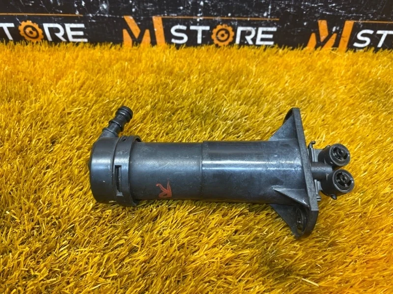 Форсунка омывателя фары Audi Q7 2007 4L0955102 4LB BAR, правая