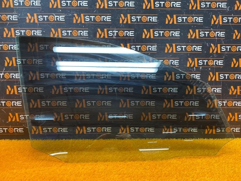 Стекло боковое Mercedes-Benz C-Class 2014 A2047251810 W204 271.860, переднее правое