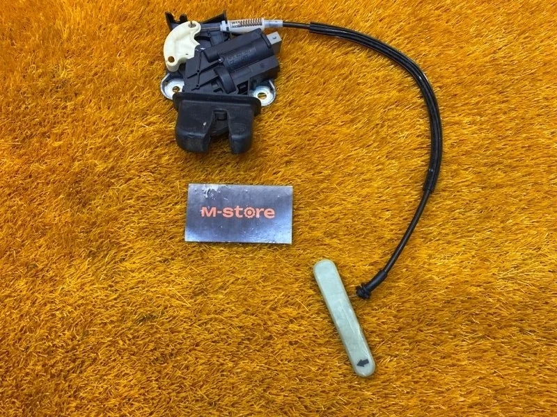 Замок багажника Volkswagen Jetta 4F5827505D 1KM CBU