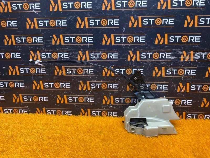 Замок двери Porsche Cayenne 2006 3D2837016 955 4800, передний правый