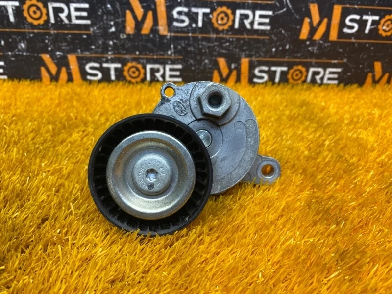 Натяжитель приводного ремня Mercedes-Benz E-Class 2011 A2762000370 C207 276.957