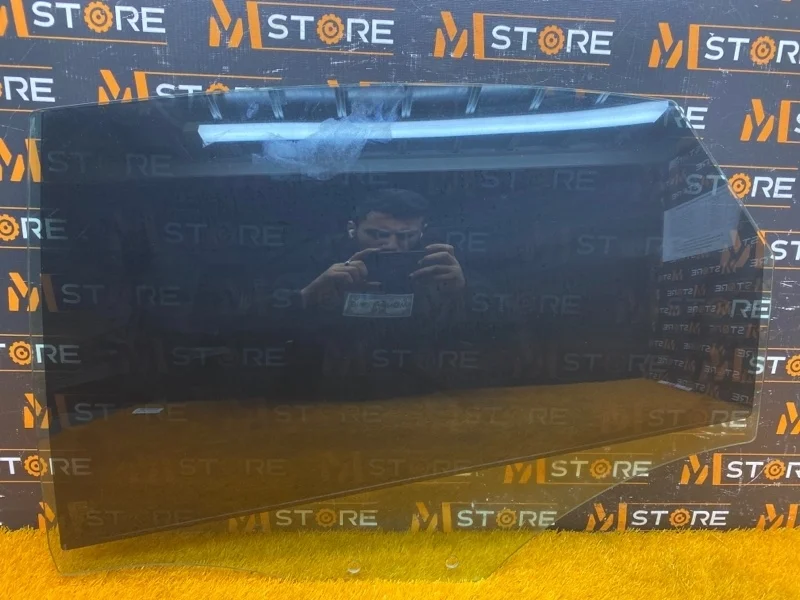 Стекло боковое Audi A6 2012 4G5845205 C7/4G CHVA, заднее левое