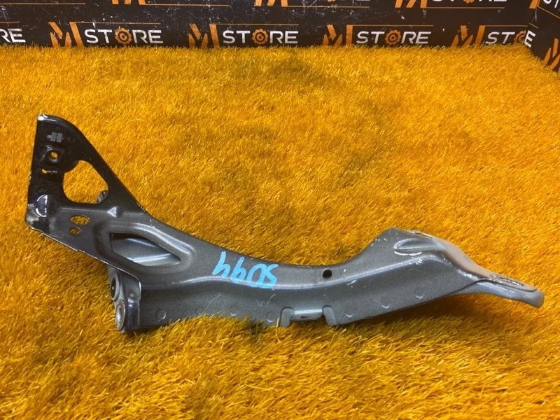 Крепление крыла Audi A6 2012 4G0805816 C7/4G CHVA, переднее правое