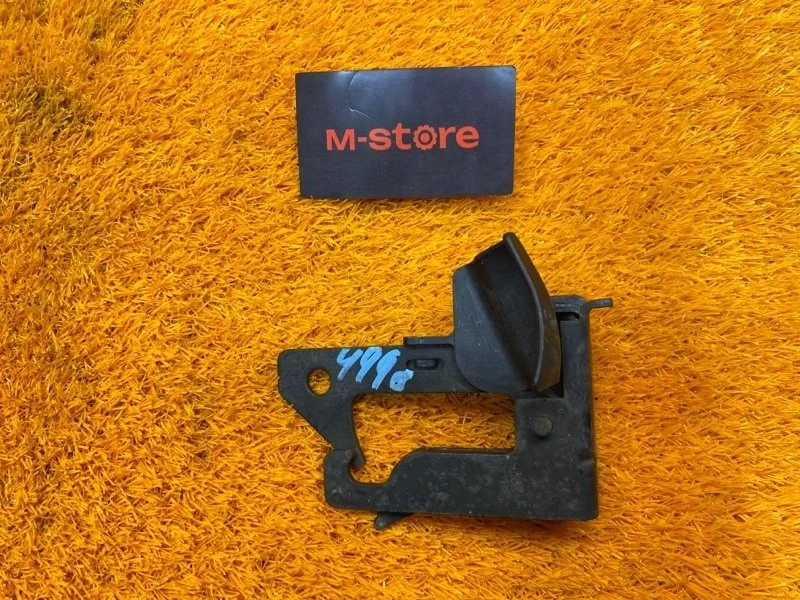 Крюк капота Mercedes-Benz E-Class 2011 A2048800064 C207 276.957