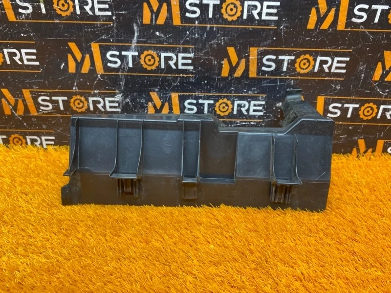 Воздуховод радиатора Mercedes-Benz A-Class 2013 A2465050230 W176 270.910, правый