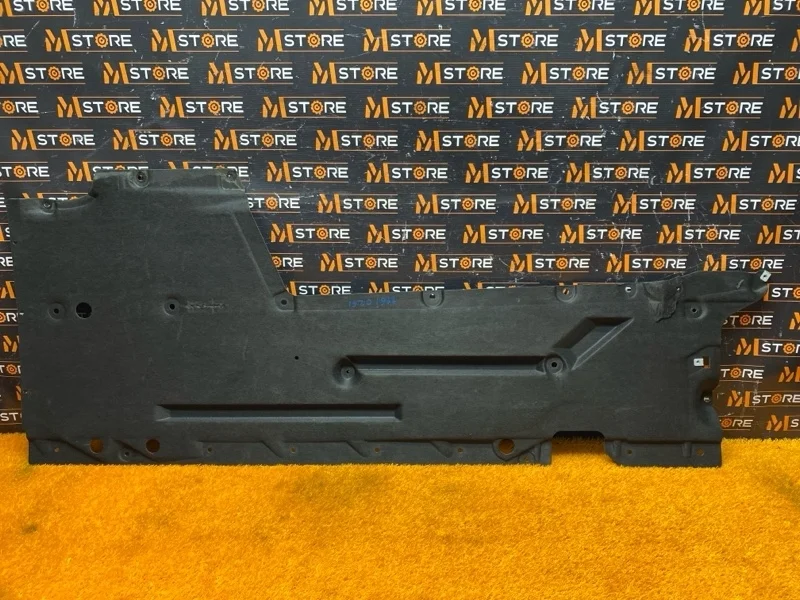 Защита днища кузова BMW 1-Series 2014 51757241833 F20 N13B16A, левая