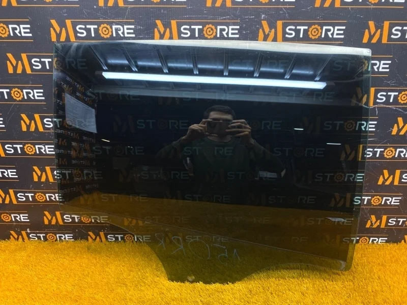 Стекло боковое Bmw X6 2010 51337193740 E71 N55B30A, заднее правое