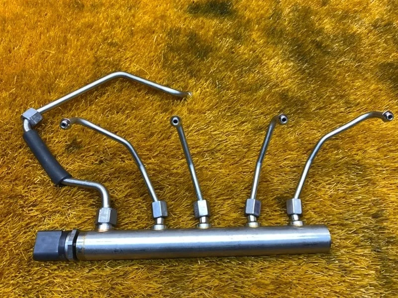 Топливная рампа Bmw 3-Series 2012 13537585411 F30 N20B20A