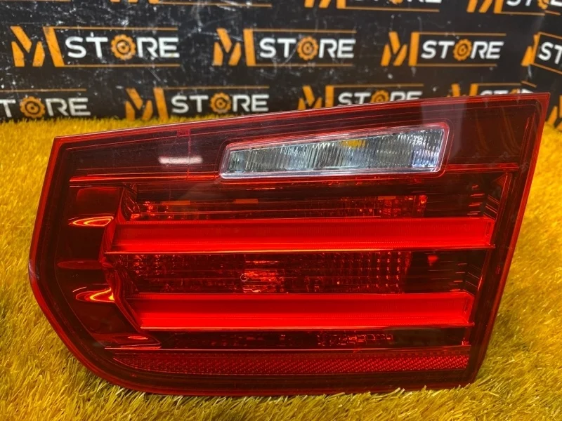 Фонарь крышки багажника BMW 3-Series 2014 63217371112 F30 N20B20B, правый
