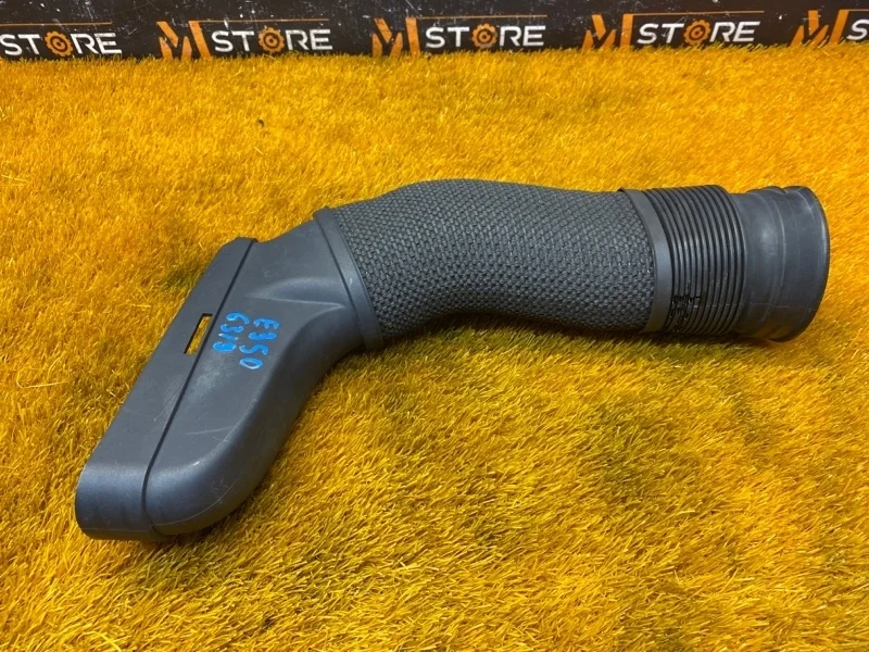 Патрубок воздушного фильтра Mercedes-Benz E-Class 2010 A2720901282 C207 272.988, правый