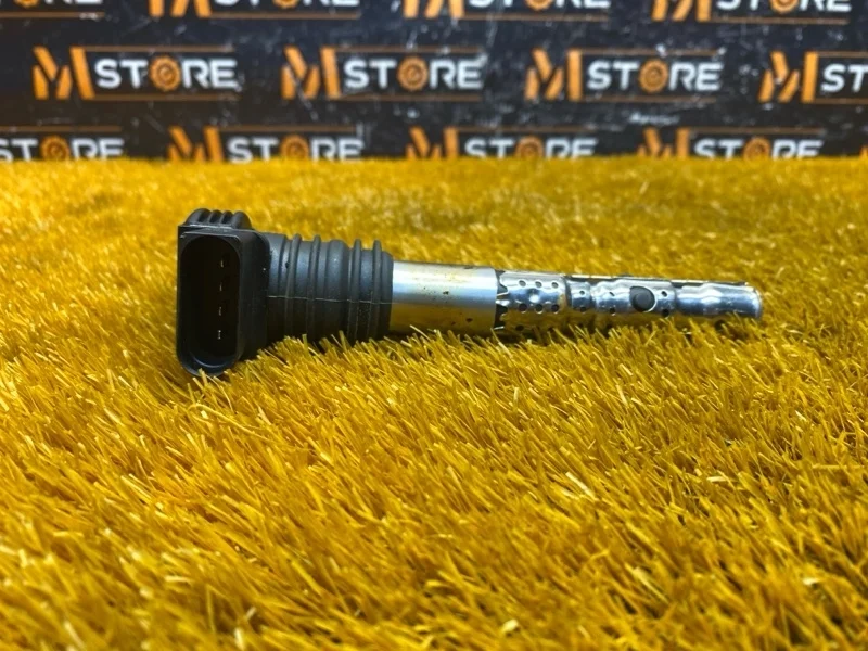 Катушка зажигания Audi A4 2007 06B905115R B7/8E ALT