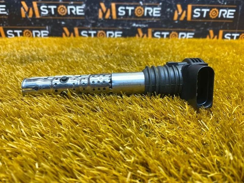 Катушка зажигания Audi A4 2007 06B905115R B7/8E ALT