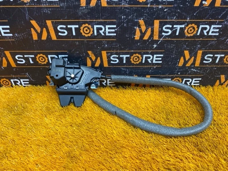 Замок багажника Mercedes-Benz E-Class 2011 A2047500185 W212 642.850