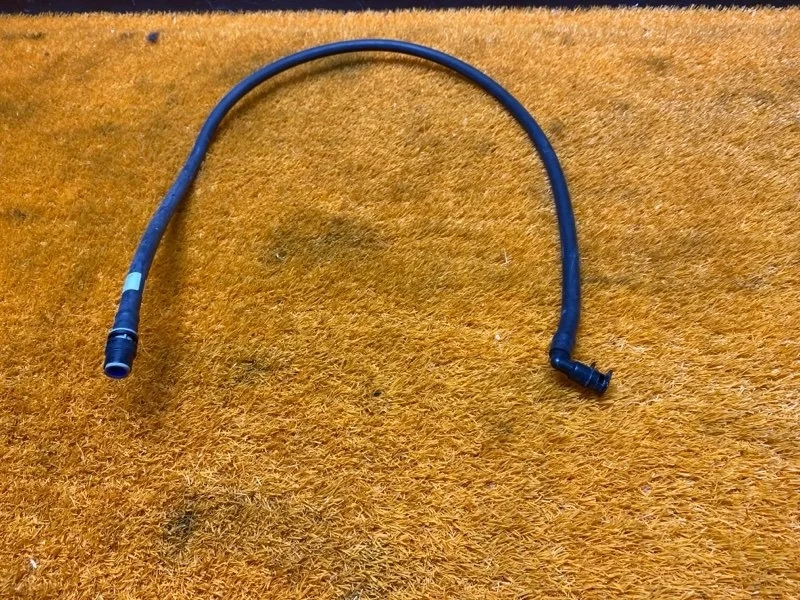Шланг омывателя фар BMW X1 2010 1051723 E84 N46B20B