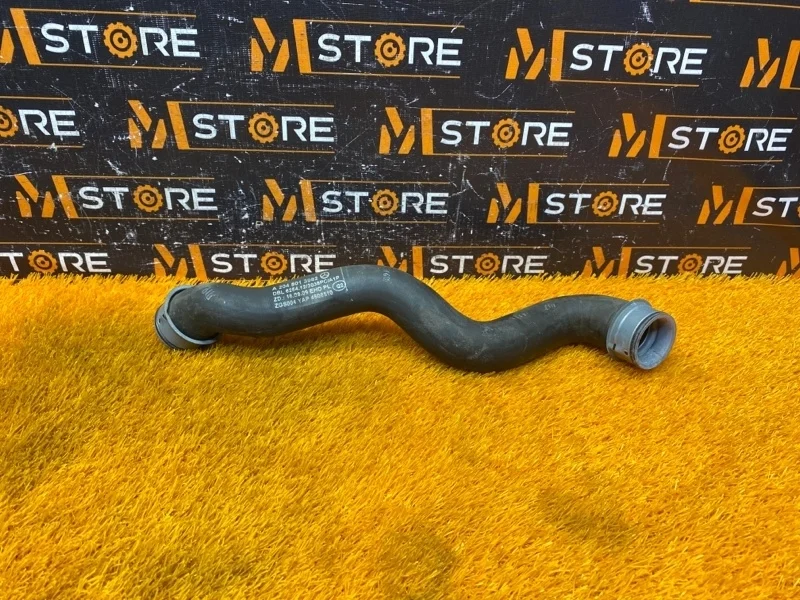 Патрубок радиатора верхний Mercedes-Benz E-Class 2012 A2045013982 W212 276.952