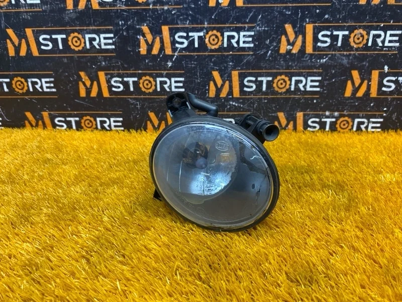 Фара противотуманная Audi Q5 2011 8T0941699B 8R CDNC, левая