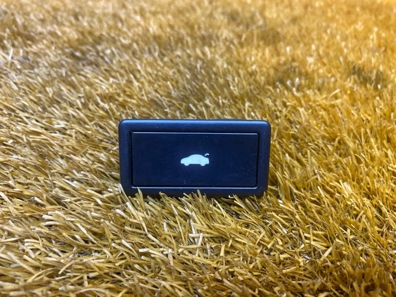 Кнопка открывания багажника Audi Q5 2011 3D0959831D 8R CDNC