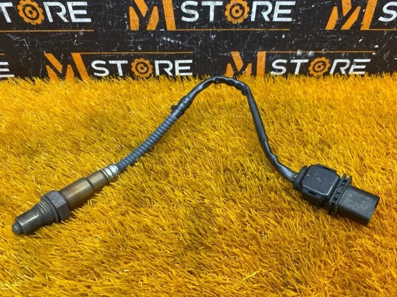 Датчик кислорода Audi Q7 2008 022906262CA 4LB BHK