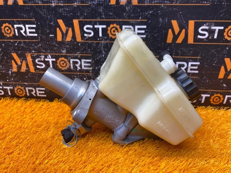 Главный тормозной цилиндр Mercedes-Benz M-Class 2006 A1644300301 W164 272.967