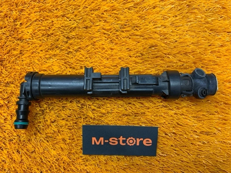 Форсунка омывателя фары Mercedes-Benz Gla-Class 2014 A1768600147 X156 270.920, левая